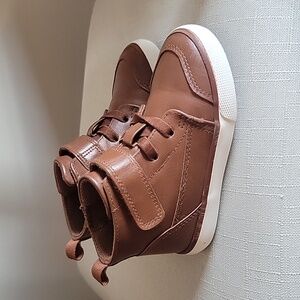 Toddler Wonder Nation Hightops Size 8